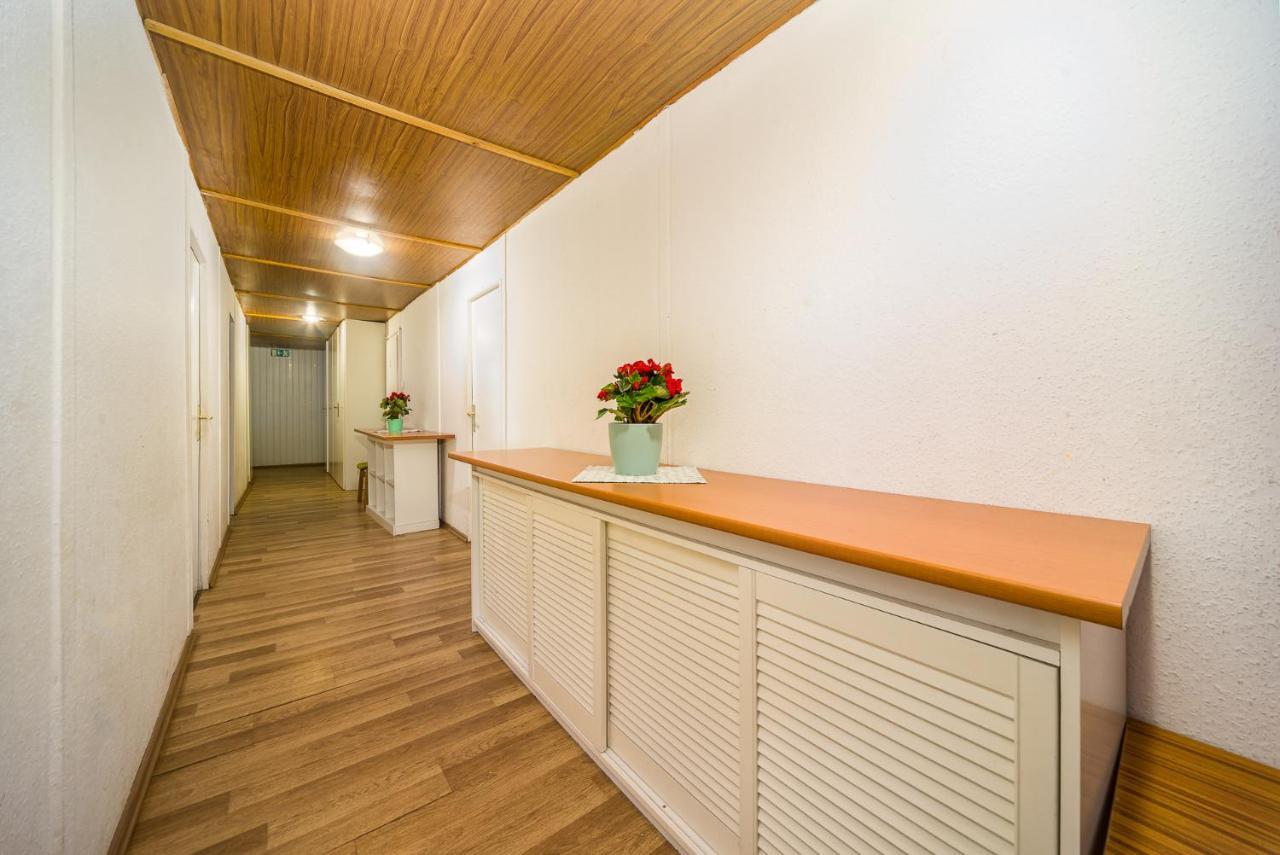 Lipicai Ifjusagi Szallo Szilvásvárad Exteriör bild